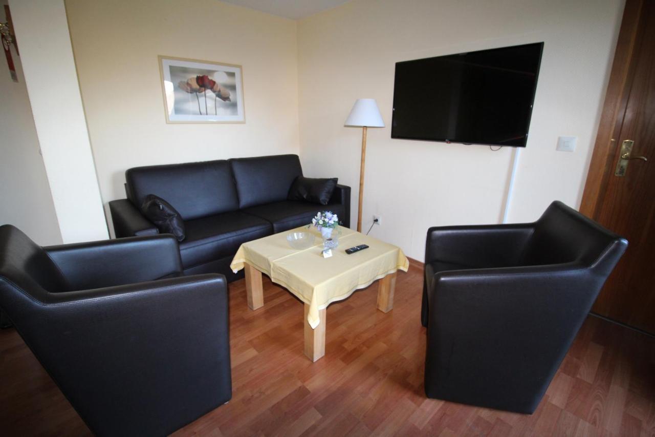 Utersum Hotel Garni Zur Post מראה חיצוני תמונה